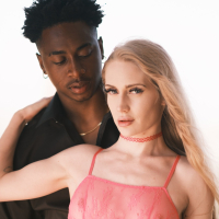 Slim hottie Emma Starletto rides a black schlong