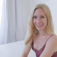 Slim Blondie Emma Starletto swallows huge Rod