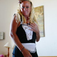 Blonde Sweetie Natalie K reveals her Hot Body