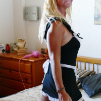 Blonde Sweetie Natalie K reveals her Hot Body