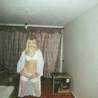 Kрасивые жены из 90-х на порно фото