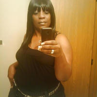 EXCLUSIVE PICS OF THICK BLACK MILF NAMED ANGIE