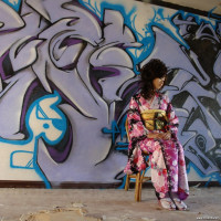 Asian Chiaki sucks cock showing her sexy legs under colorful kimono