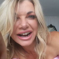 Kinky Cutie Vicky Vette shows off Her Tits Toes