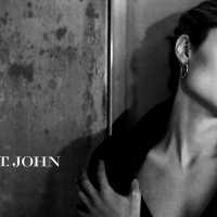 Angelina Jolie exposing her sweet big boobs