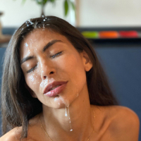 Heather Vahn gets a massive load all over her face