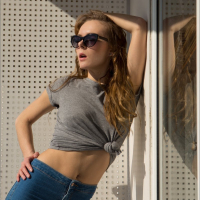 Sexy Karissa Diamond likes to Pose on a Sunny Day