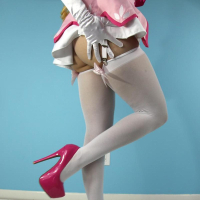 Hot teen Kayla Kiss cosplays as Princess Peach