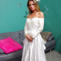 Filthy bride on high heels Amanda Blow slipping off her dress