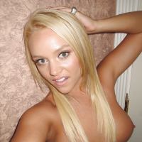Alexis Monroe is doing some fantastic self shots while naked
