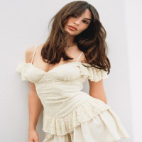 Emily Ratajkowski