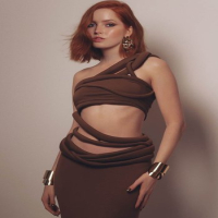 Ellie Bamber