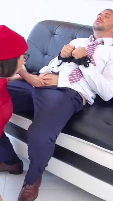 tries control chick joystick