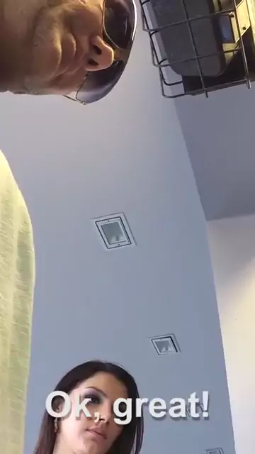 hotel toilet nappi valentina poved