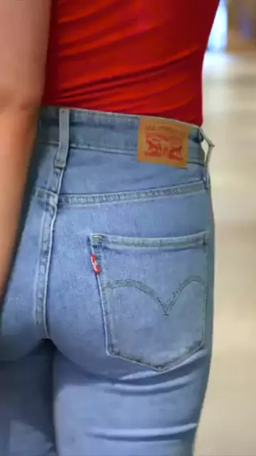 fucking booty preinstalled