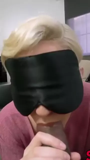 loves natural juicy during wears blindfold