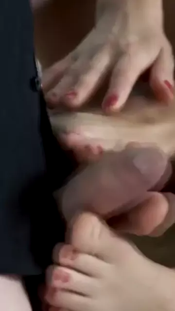 fucking stepmommies while sucking
