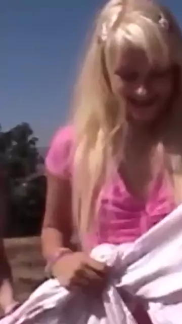 twins masturbate together