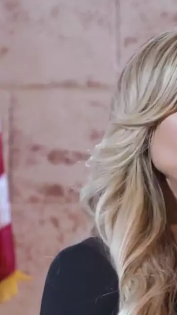persuades girlsway woman jamie lilly michelle bodyguard choose politician ellie women