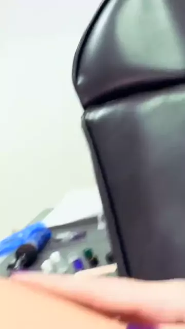 shoulder dicks heads