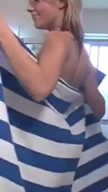 moist herself petite lotion