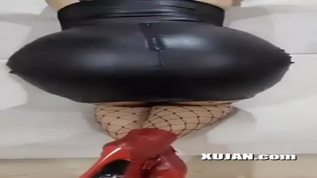 121