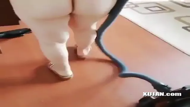 439