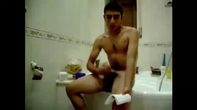 Ընգերս ժաժ տալուց