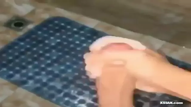 Es jajeluc