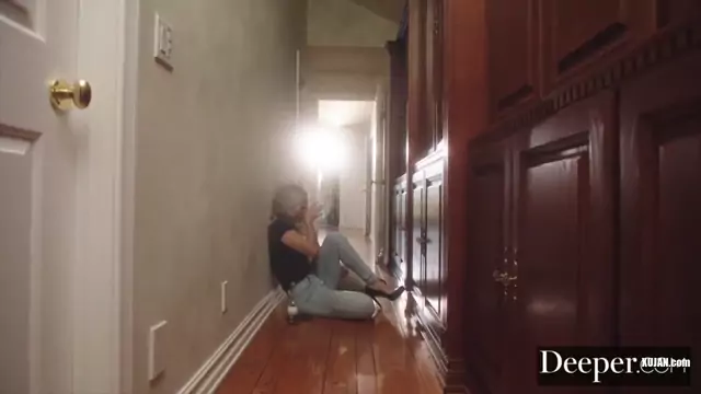 Kayden Kross Ryan Ryans are lovemaking on the floor
