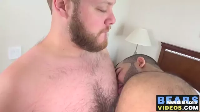 Latino cub Klaus M Alvarez hammers daddy Matty Bear