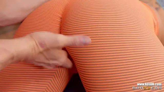 BRAZZERS Blanche Bradburrys Butthole Filled Up With Trainers Big Cock