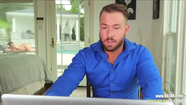 He loves the housewife but that butt he cannot resist Jada Stevens