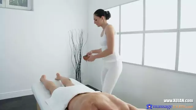 Messy Masseuse Pounded on the Job