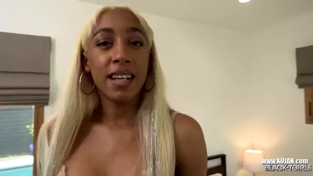 BLACKTGIRLS The Bodacious Blonde Lilli