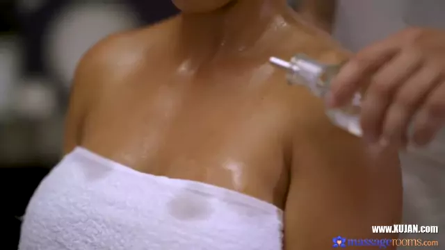 Fake but Fine Chloes Tits get a Shine