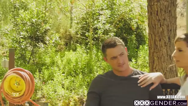 Stranger fucks so hard naughty big booty trannies butthole outdoor