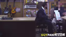 Desperate Latino pawnee fucks broker for extra cash