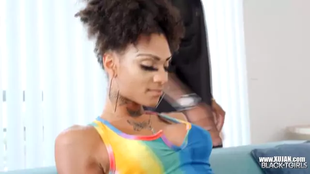 EBONYTGIRLS SharDaysha in Her First Hardcore