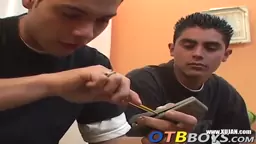 Two pretty twinks Antonio Marcos enjoy in assfucking
