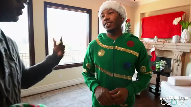 BABES The Best Xmas Present for Latin is this black cock