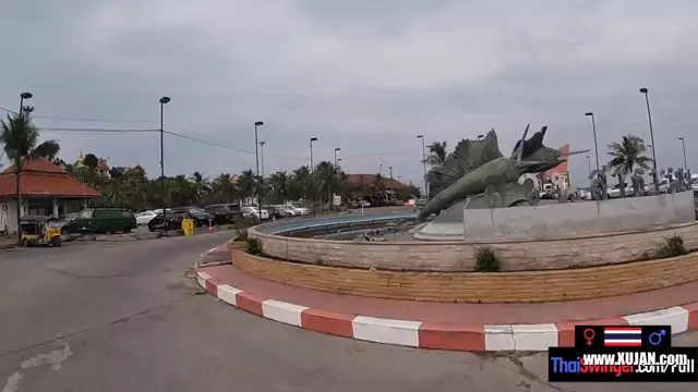 Real amateur couple blowjob sex outdoor in public on an island