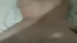 Brasileira pedindo rola de quatro cuzao