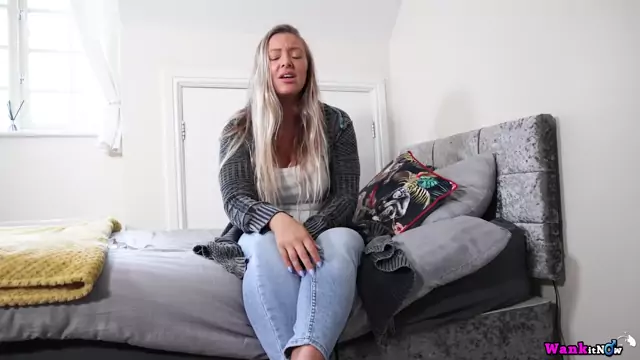 Teammate Seduction On A Boring Trip Leads To Wanking Fun