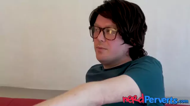 Smalltitted teen orally pleases two dicks to make it big