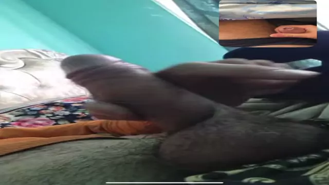 Erku vordzov jaj enq talis