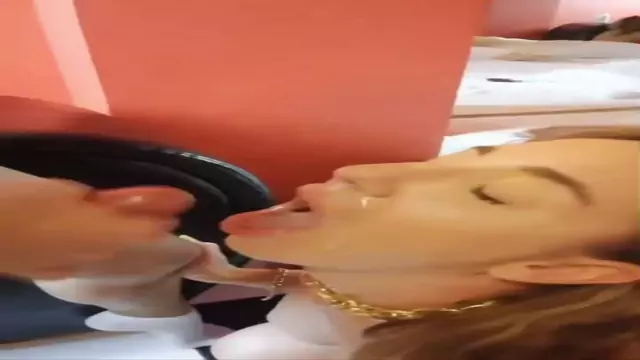 3522534424788228722