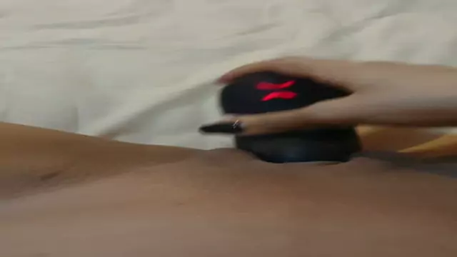 Hayuhin u vibrator