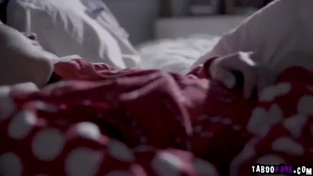 Derik Pirsy utum e Emili Ovilisi kuys pucy matnerov ev lizelov ayn