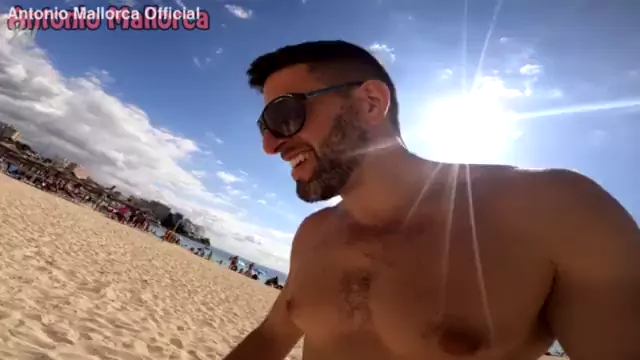 BIG ASS Australian Slut Gets Picked Up From The Beach